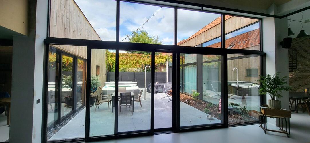 Dubbel openschuivende Masterpatio met bovenlicht